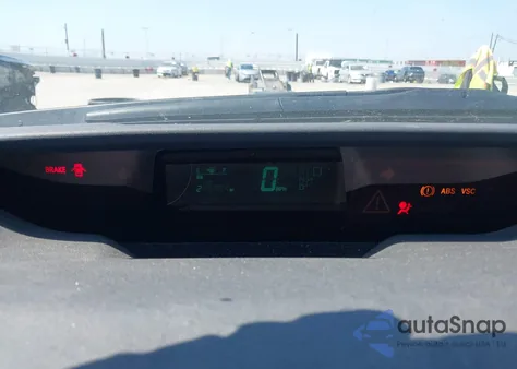 2005 Toyota Prius from USA, damaged, VIN JTDKB20U653047458